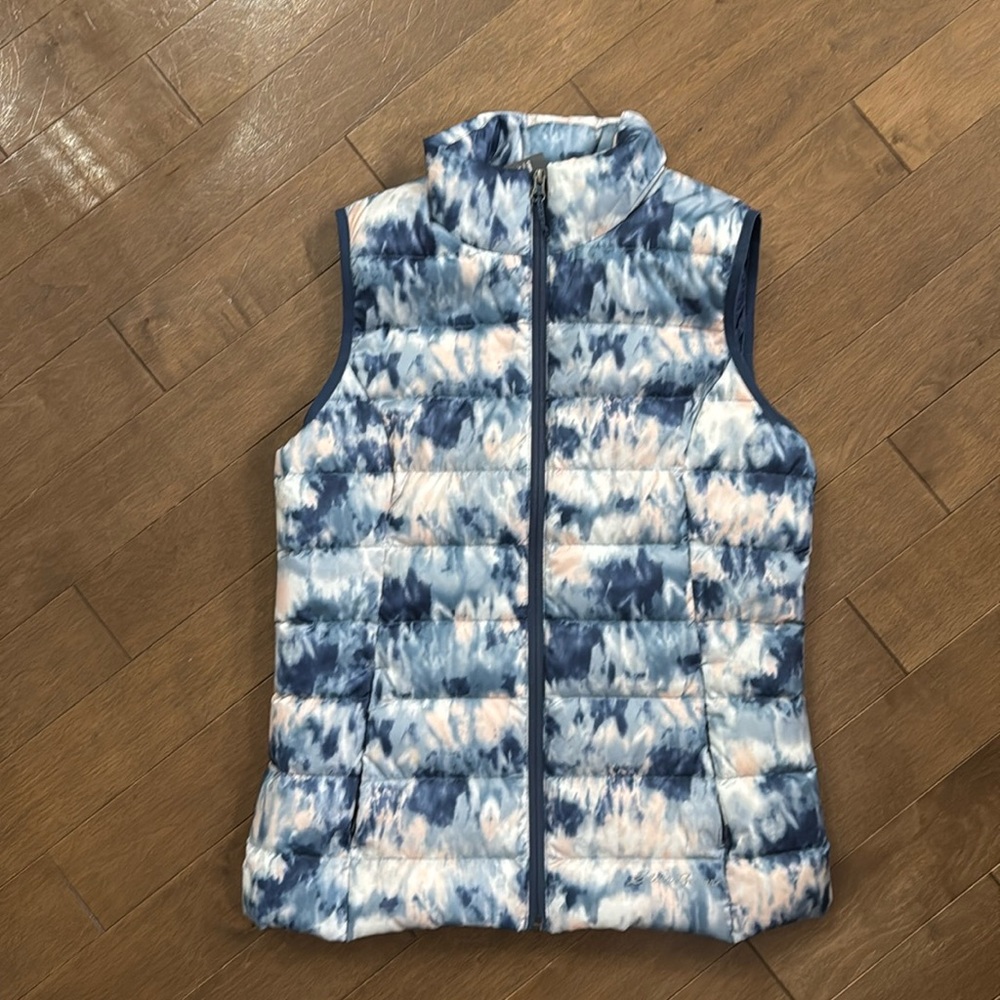 BNWT Eddie Bauer down vest.